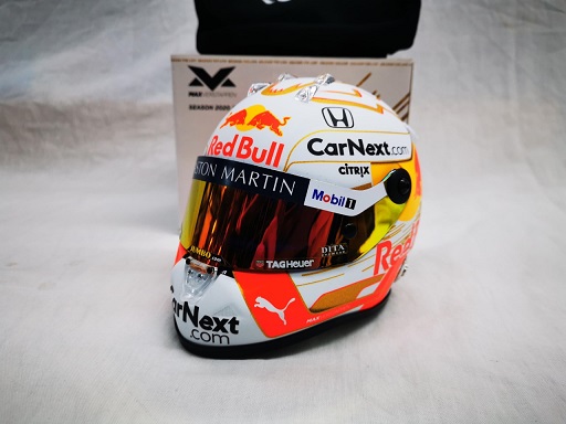 Helm Aston Martin Red Bull Racing Seizoen 2020 Max Verstappen 1-2 Schuberth
