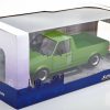 Volkswagen Caddy MKI Custom 3 1982 Groen Metallic 1-18 Solido