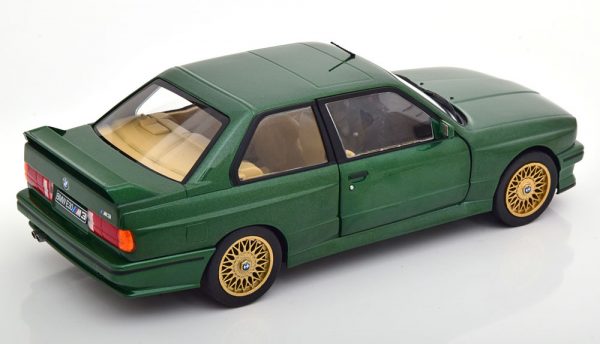 BMW M3 ( E30 ) 1990 Groen Metallic 1-18 Solido