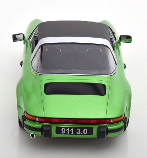 Porsche 911 Carrera 3.0 Targa 1977 Groen Metallic 1-18 KK Scale ( Metaal )