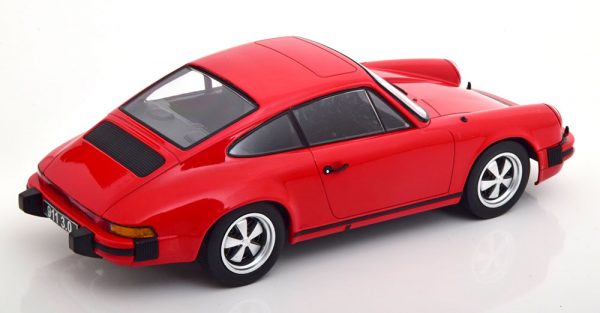 Porsche 911 Carrera 3.0 Coupe 1977 Rood 1-18 KK Scale ( Metaal )