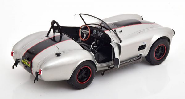 Shelby Cobra 427 MKII Roadster Zilver / Zwart 1-18 Solido