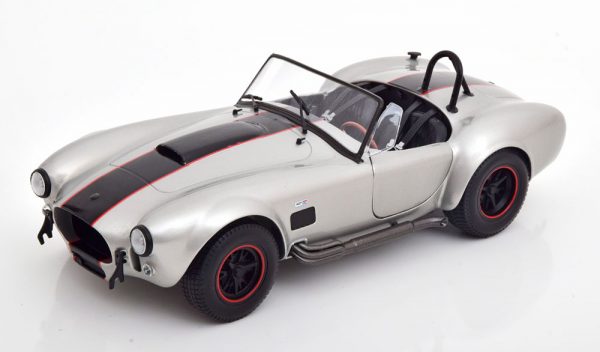 SShelby Cobra 427 MKII Roadster Zilver / Zwart 1-18 Solido