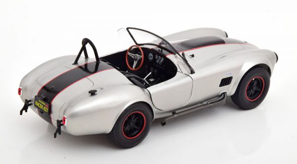 Shelby Cobra 427 MKII Roadster Zilver / Zwart 1-18 Solido