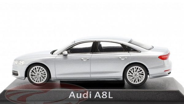 Audi A8L 2018 Zilver 1:43 IScale