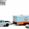 Chevrolet Silverado 2021 & Chevrolet Corvette C8 Stingray With Enclosed Car Trailer "Gulf" 1/64 Greenlight Collectibles