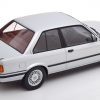 BMW 325i ( E30 ) met M-Paket 1987 Zilver 1-18 KK Scale ( Metaal )