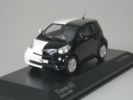 Toyota IQ Geneva Car Show 2009 Zwart / Wit 1:43 Minichamps Limited