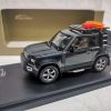 Land Rover Defender 90 2020 Santorini Black 1-43 Almost Real ( Metaal )
