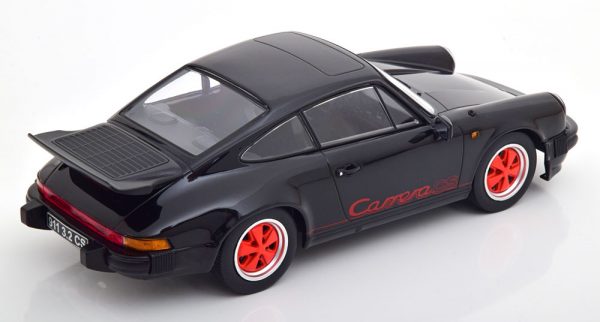 Porsche 911 Carrera 3.2 Clubsport 1989 Zwart / Rood 1-18 KK Scale