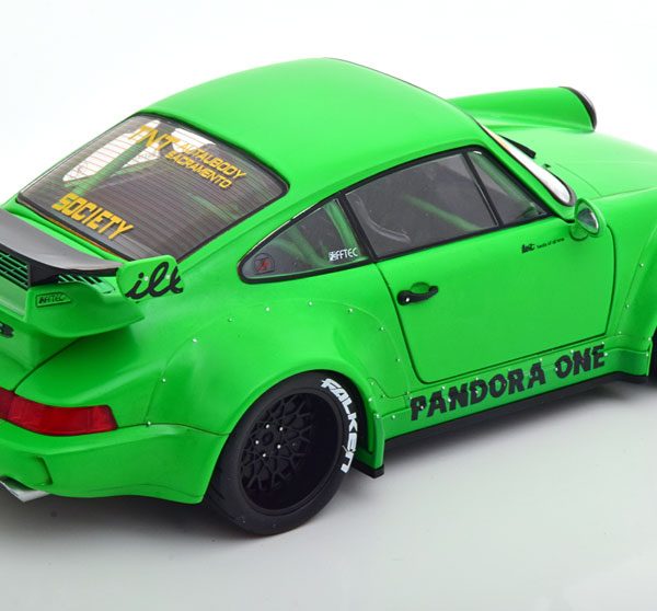 Porsche 911 (964) RWB 2011 "Rauh Welt Pandora One" Groen 1-18 Solido