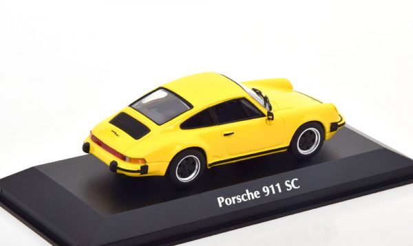 Porsche 911 SC Coupe 1979 Geel 1-43 Maxichamps