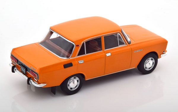 Moskwitsch 2140 Limousine 1975-1982 Oranje 1-24 Whitebox