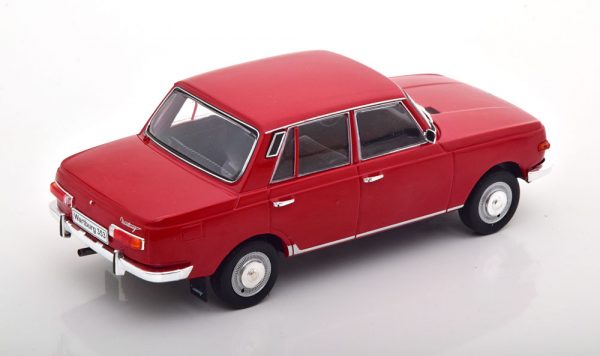 Wartburg 353 Limousine 1966-1974 Rood 1-24 Whitebox