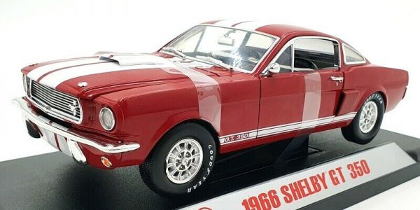 Shelby GT 350 1966 Rood/Wit 1-18 Shelby Collectibles