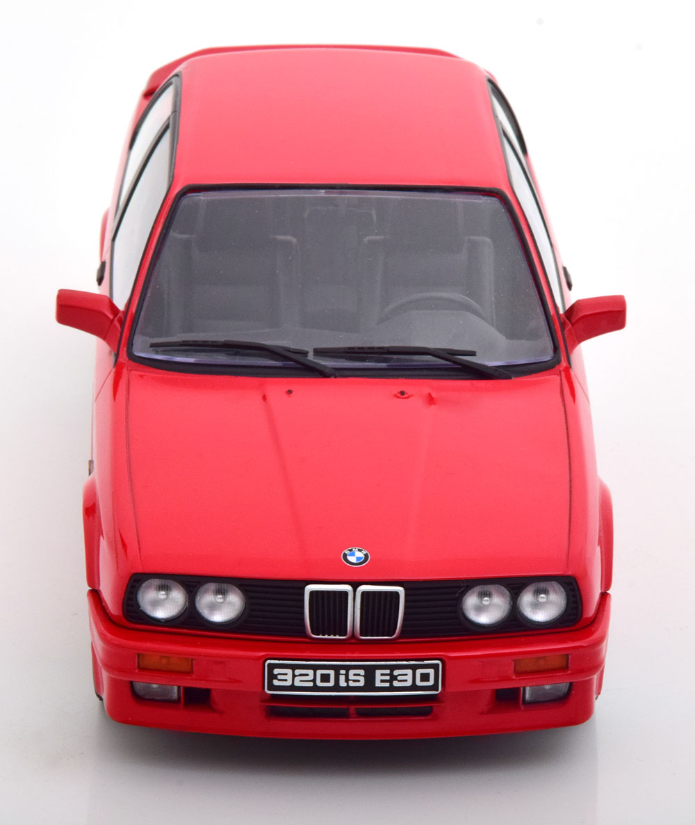 BMW 320iS (E30) Italo M3 1989 Rood 1-18 KK Scale - Schuiten