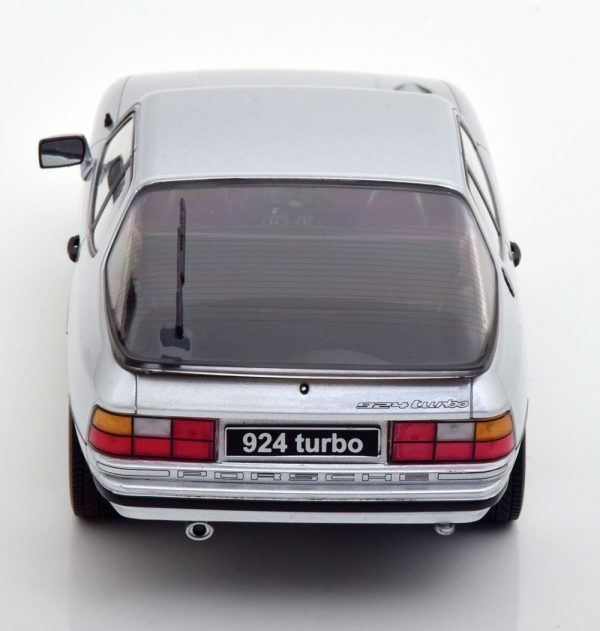 Porsche 924 Turbo 1986 Zilver 1-18 KK Scale