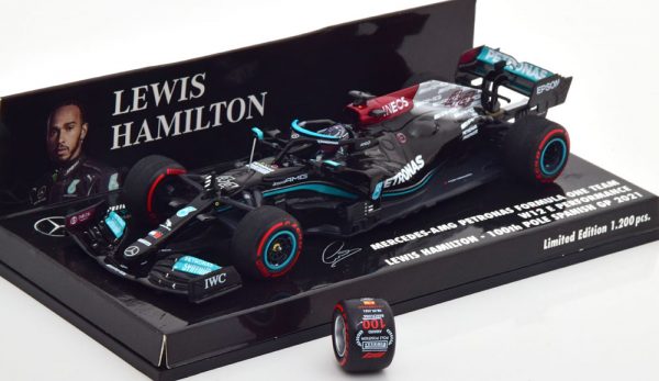 Mercedes-AMG Petronas F1 Team W12 E Performance 100th Pole Position Spanish GP 2021 Lewis Hamilton 1-43 Minichamps Limited 1200 Pieces
