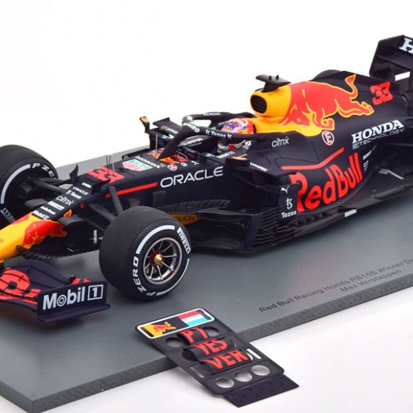 Red Bull Racing RB16B Winner GP Nederland ( Zandvoort ), World Champion Max Verstappen met Pitbo1-18 Spark ( Resin ) vanaf Zaterdag 25 Juni 2022 Leverbaar