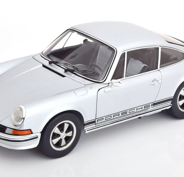 Porsche 911 S Coupe Zilver 1:18 Schuco