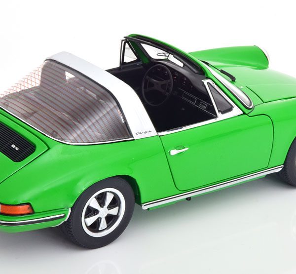 Porsche 911 S Targa Groen 1:18 Schuco