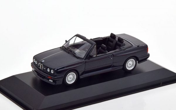 BMW M3 (E30) Cabriolet 1988 Donkerblauw Metallic 1-43 Maxichamps