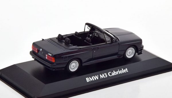 BMW M3 (E30) Cabriolet 1988 Donkerblauw Metallic 1-43 Maxichamps