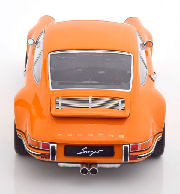 Porsche 911 Coupe "Singer" Oranje 1-18 KK Scale