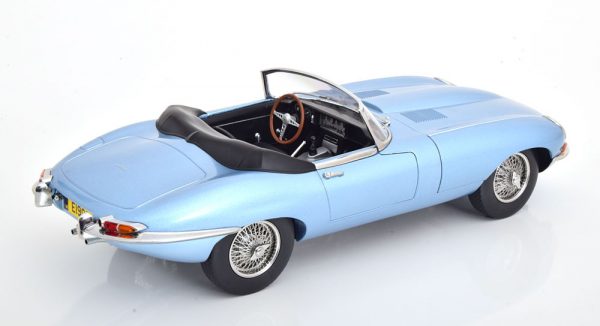 Jaguar E-Type Cabriolet 1962 Blauw Metallic 1-12 Norev