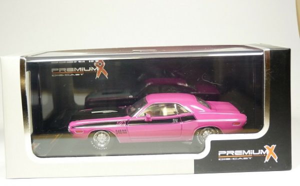 Dodge Challenger T/A 1970 Pink 1-43 PremiumX