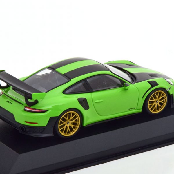 Porsche 911 (991 II) GT2 RS 2018 Groen/Zwart met Goude Velgen 1-43 Minichamps Limited 333 Pieces