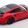Porsche 911 (991 II) GT3 RS 2018 "Weissach Package" Rood / Zwart 1-18 Minichamps Limited 402 Pieces