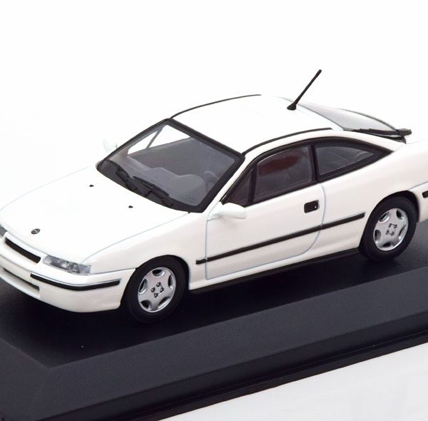 Opel Calibra 1989 Wit 1-43 Maxichamps