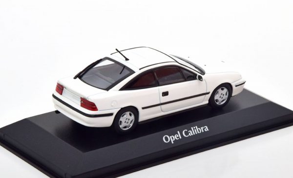 Opel Calibra 1989 Wit 1-43 Maxichamps