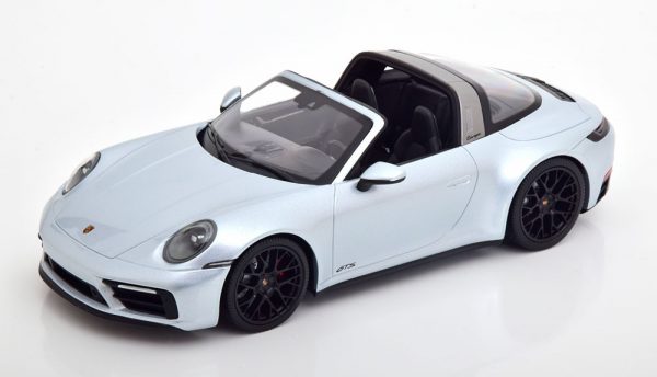 Porsche 911 (992) Targa 4 GTS 2021 Zilver 1-18 Minichamps