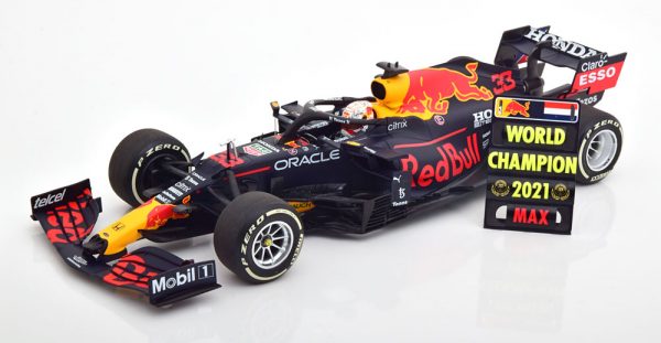 Red Bull Racing Honda #33 RB16B Winner GP Abu Dhabi 2021 ( Inkl. Pitboard ) World Champion Max Verstappen 1-18 Minichamps Limited 5262 Pieces