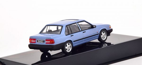 Volvo 940 Turbo 1990 Blauw Metallic 1-43 Ixo Models