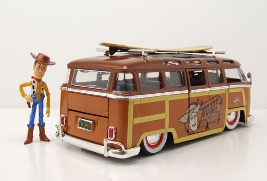 Volkswagen T1 Samba Bus 1962 "Toy Story Woody Figuur" 1-24 Jada Toys