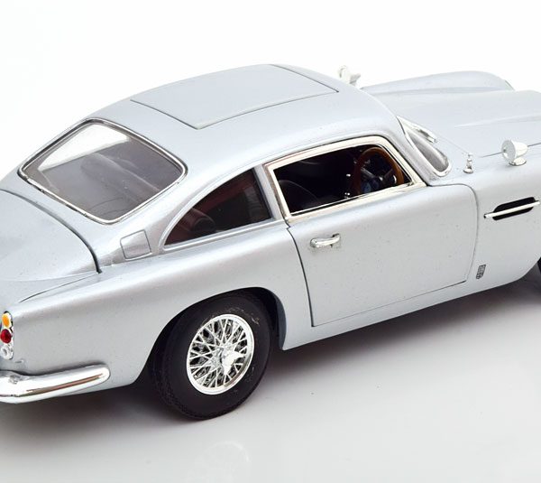 Aston Martin DB5 James Bond 007 "Film No Time To Die" Zilver 1-18 Ertl Autoworld
