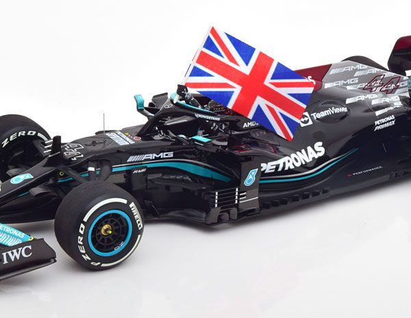 Mercedes-AMG Petronas F1 Team W12 E Performance Winner Britisch GP 2021 Lewis Hamilton 1-18 Minichamps Limited 1350 Pieces