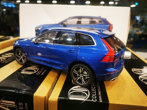 Volvo XC60 2018 Blauw 1-18 Paudi Models
