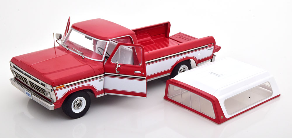 Ford F-100 Pick Up 1976 ( met afneembare hardtop ) Rood / Wit 1-18 Greenlight Collectibles
