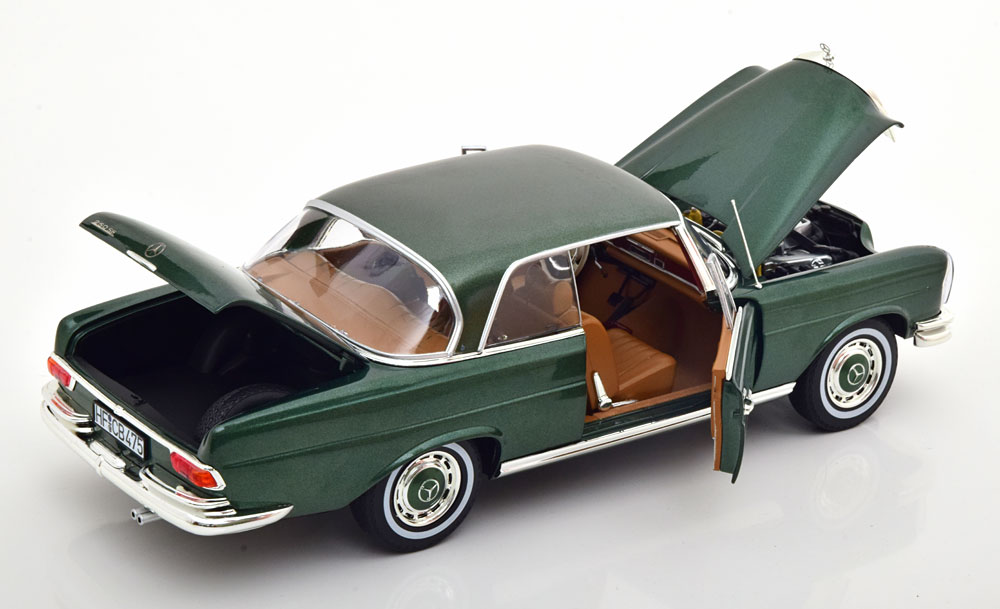Mercedes-Benz 250 SE (W111) Coupe 1969 Groen Metallic 1-18 Norev Limited 1000 Pieces