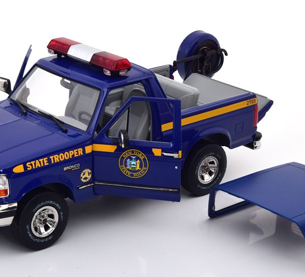 Ford Bronco XLT New York State Police 1996 Blauw 1-18 Greenlight Collectibles