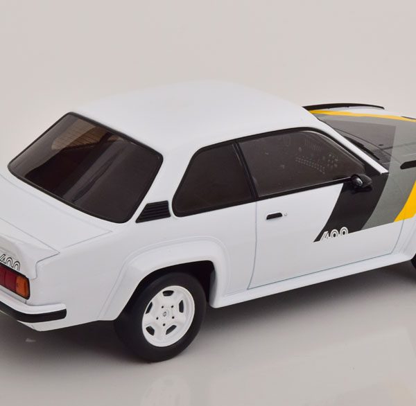 Opel Ascona B 400 1982 Wit / Geel / Grijs / Zwart 1-18 Ixo Models