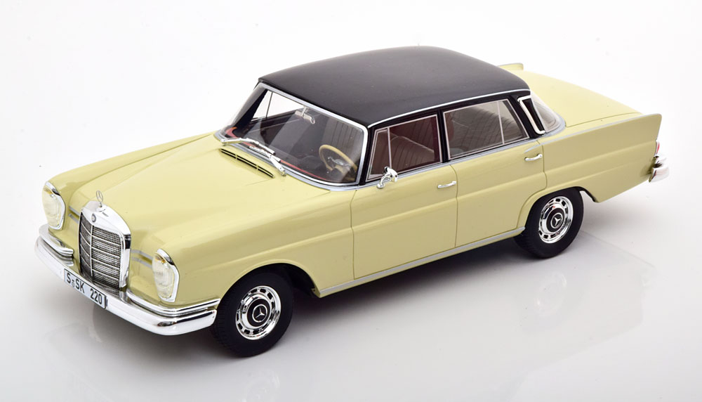 Mercedes-Benz 220 SE (W111) Limousine 1959-1967 Beige / Zwart 1-18 Cult Scale Models (Resin)