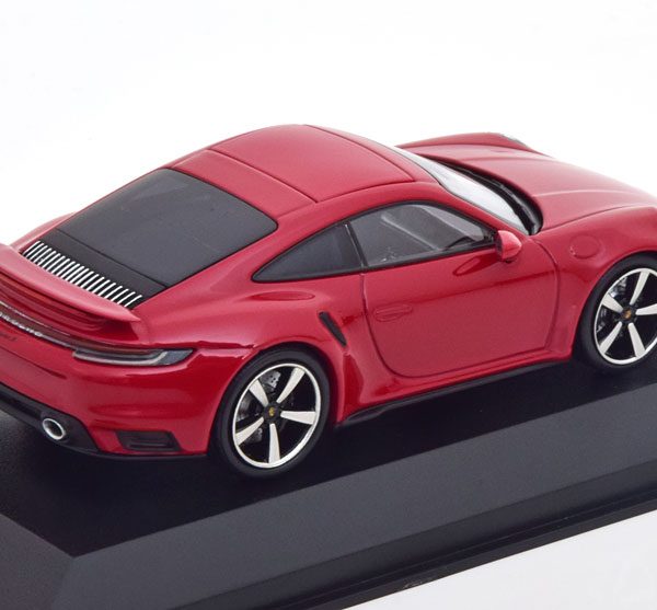 Porsche 911 (992) Turbo S Coupe 2020 Rood 1-43 Minichamps Limited 504 Pieces