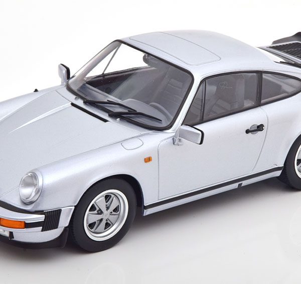 Porsche 911 Carrera 3.2 Coupe 1988 (250.000. 911er) Grijs Metallic 1-18 KK-Scale (Metaal)