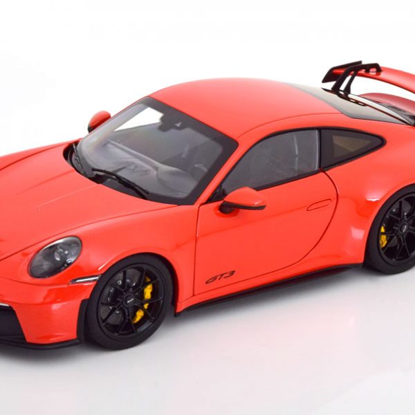 Porsche 911 (992 II) GT3 2021 Oranje 1-18 Norev