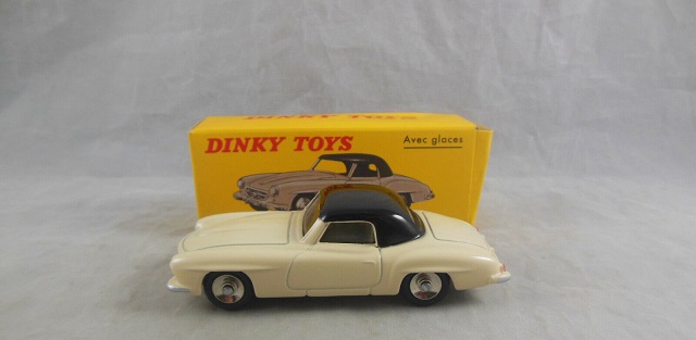 mercedes 190 SL Dinky toys 1-43